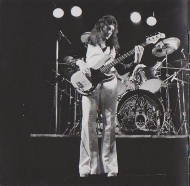 Queen  A Night At The Odeon : Booklet 6